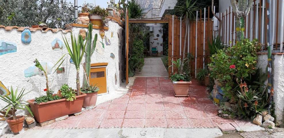 Chambre d’hôte pour 3 personnes, avec terrasse et jardin à Palerme - 3