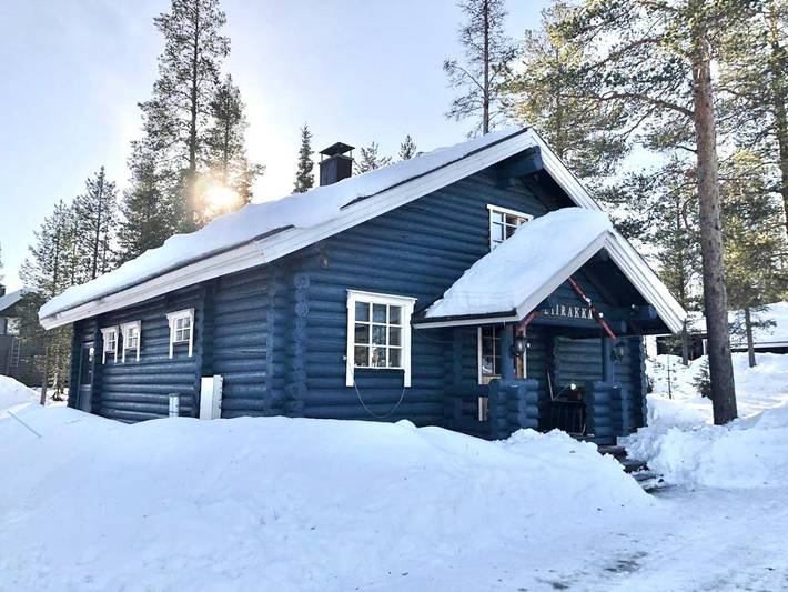 Chalet pour 12 personnes, avec vue ainsi que sauna et terrasse, animaux acceptés