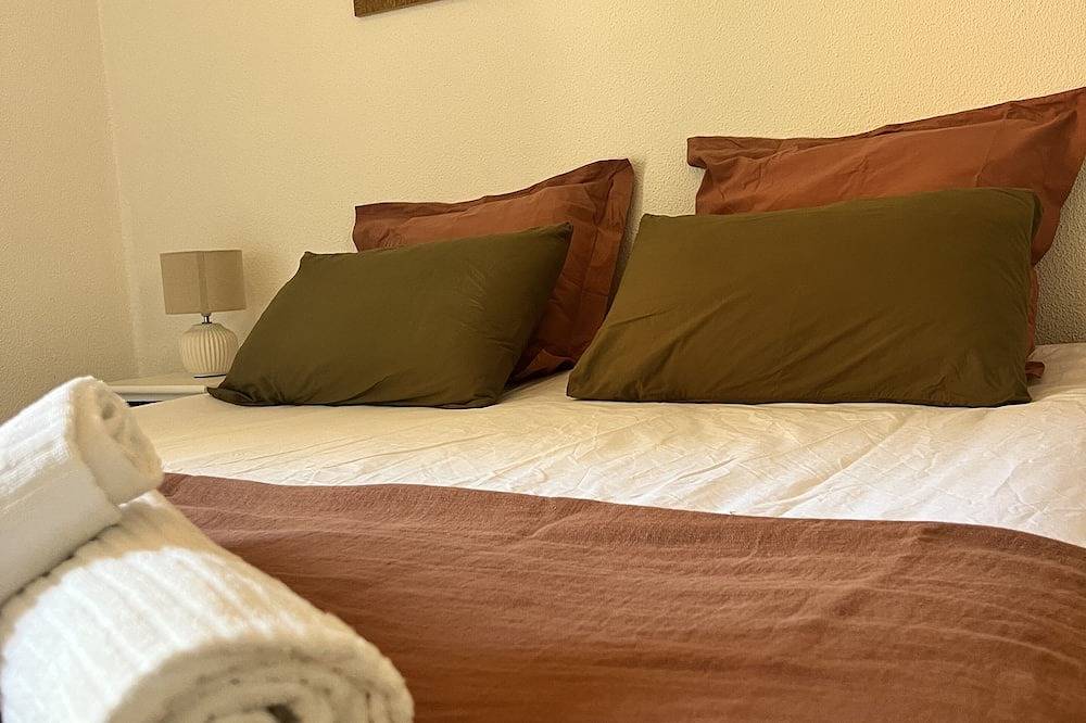 Apartment 65m2 in private villa - 200 m walk to the sea - private terrace in Santa Giulia, Porto-Vecchio