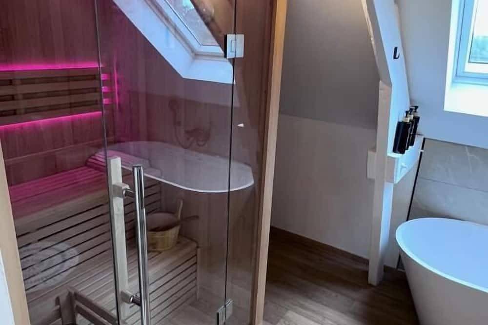 Gîte Saphir 4/6 pers, Sauna, Pairi Daiza in Brugelette, Hainaut