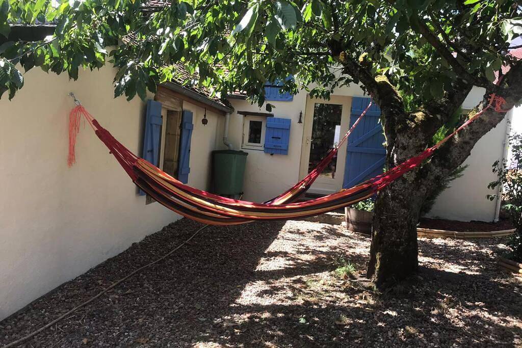 Maisonnette de charme climatisée in La Machine, Nièvre