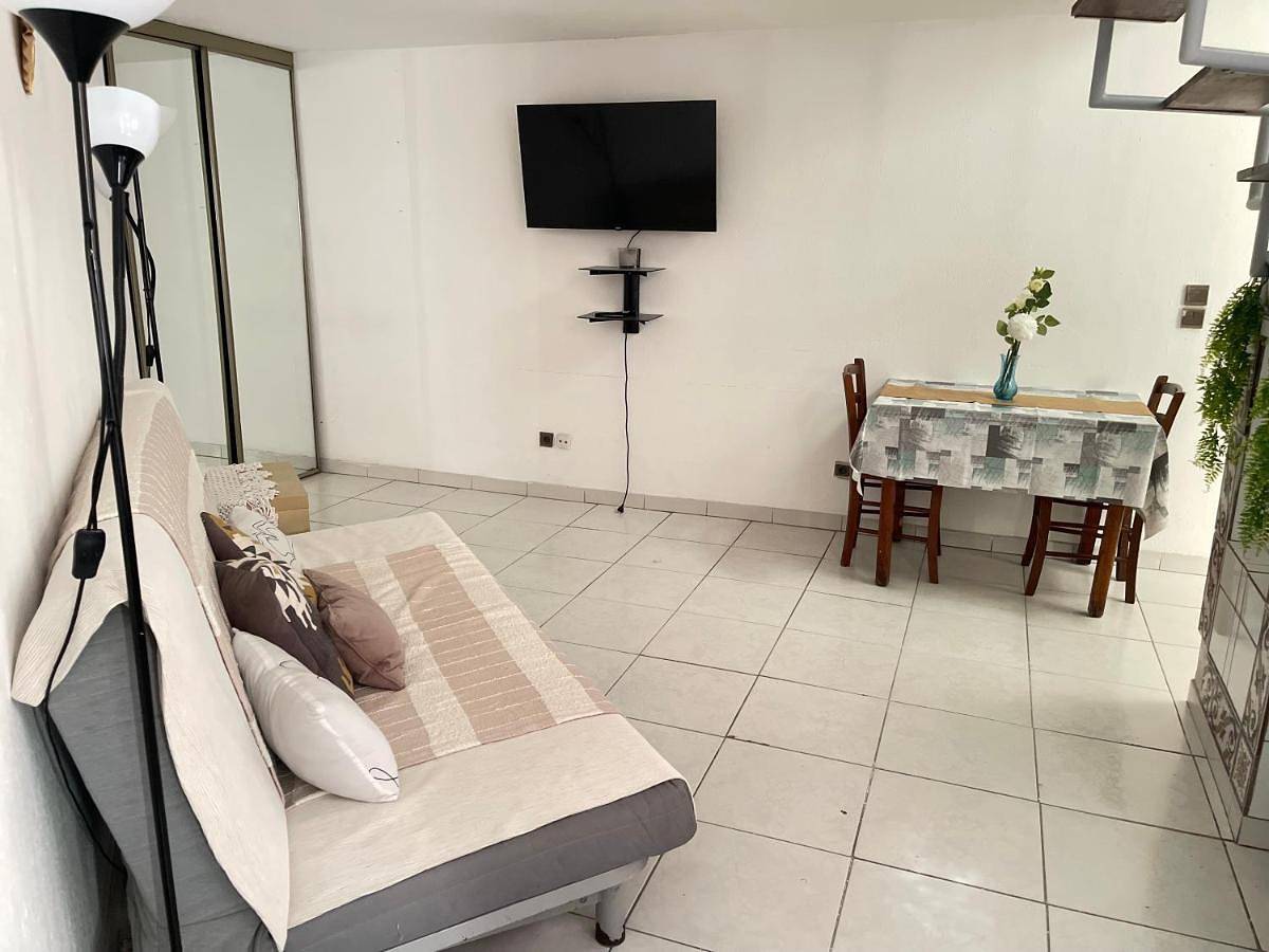 Budget Double Room in Montpellier, Côte méditerranéenne (France)
