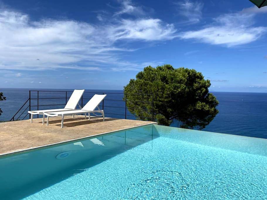 Villa in Sant'Ambrogio, Cefalù (Comune)