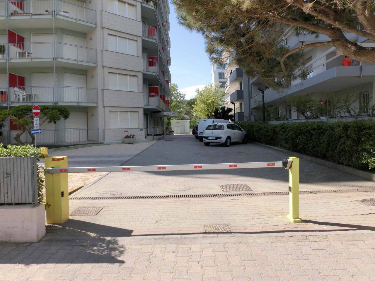 Entire vacation apartment, Holiday apartment with air conditioning and balcony  in Lignano Sabbiadoro, Udine Province