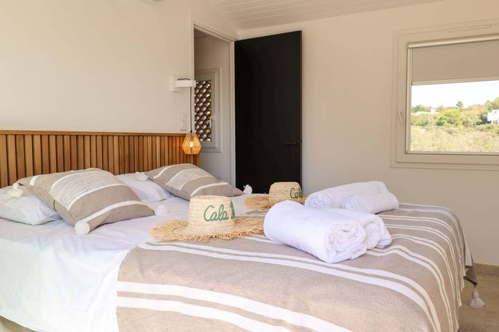 Villa pour 6 personnes, adapté aux familles dans Cala Rossa - 4