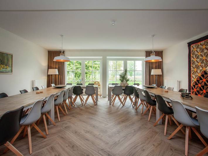 Villa für 35 Personen, mit Terrasse und Sauna sowie Garten, kinderfreundlich in den Niederlande - 3