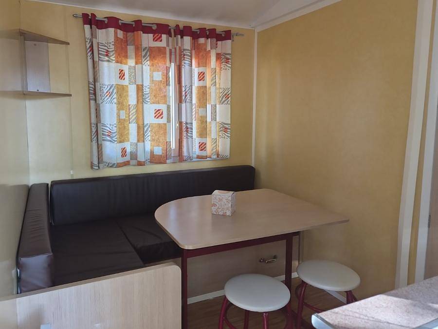 Camping la Ripole - Mobilhome 4 personnes - Mobil-home Eco Nature – 2 chambres – sanitaires communs in Abjat-sur-Bandiat, Parc naturel régional Périgord-Limousin