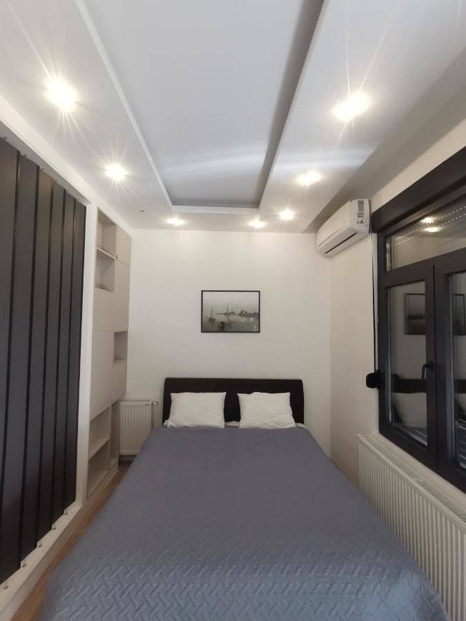 Gîte pour 3 personnes, avec vue et jardin dans Kursumlija