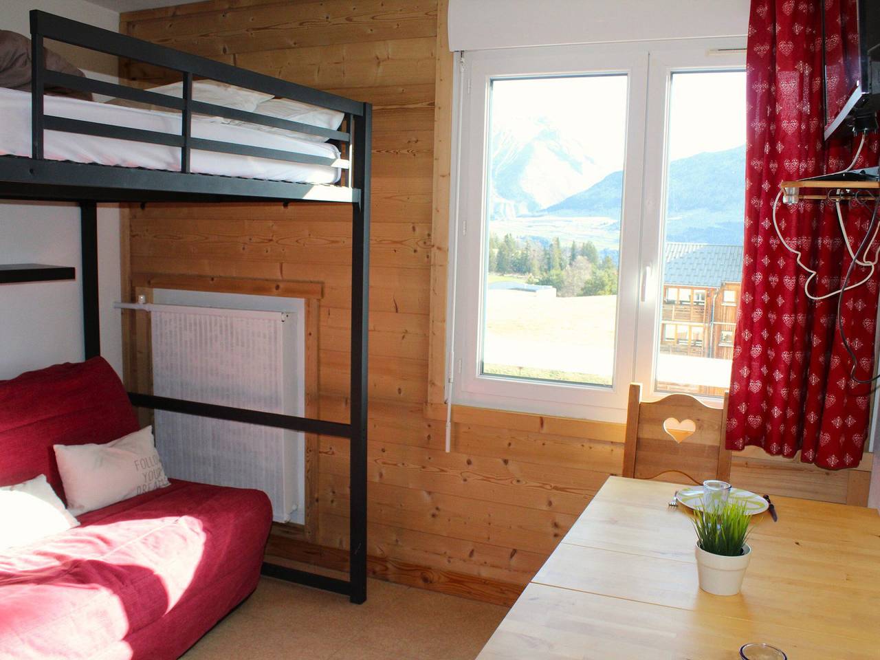 Studio entier, Studio rénové pour 2/3 personnes, pied de pistes, Superdévoluy in Saint-Étienne-en-Dévoluy, Le Dévoluy