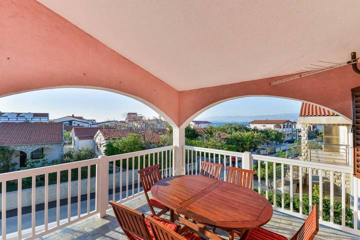 Ferienwohnung für 6 Personen, mit Balkon/Terrasse und Balkon, kinderfreundlich auf Vir - 3