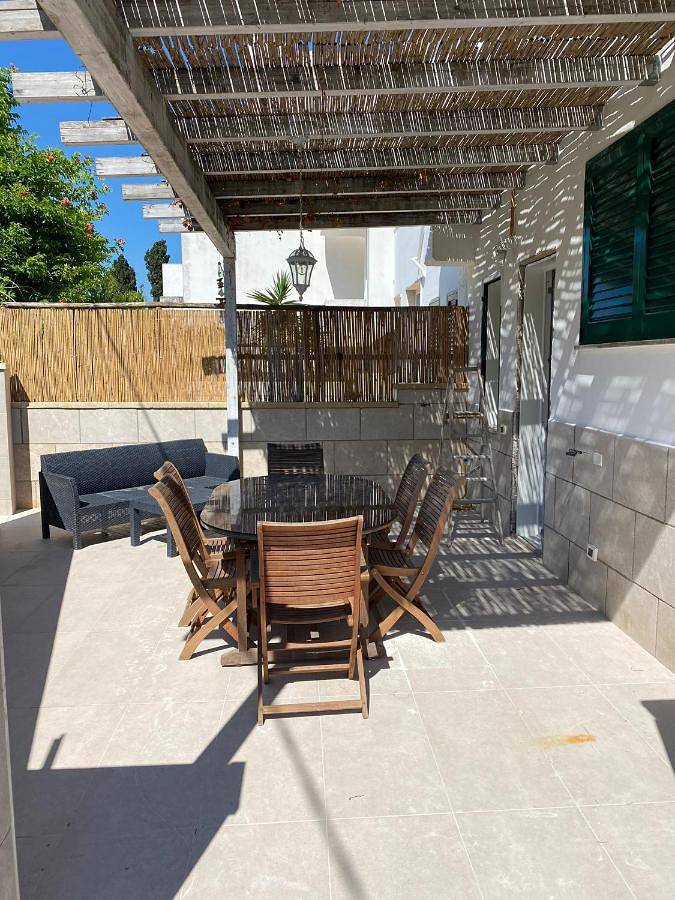 Casa sulla spiaggia per 6 persone, con giardino e panorama, con animali domestici in Salento