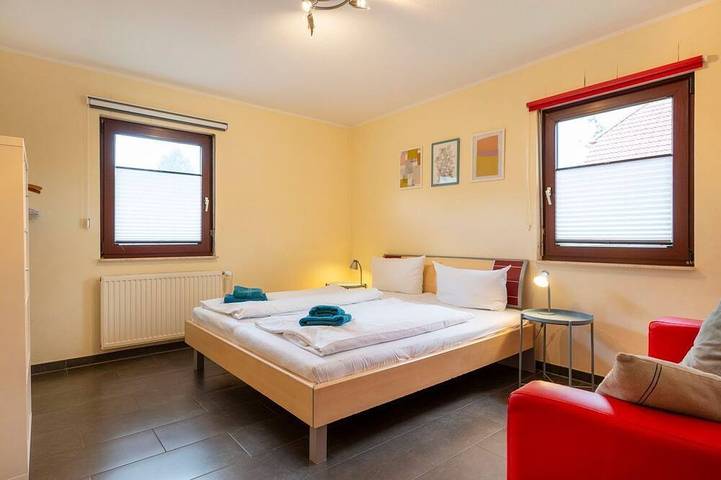 Haus Zeitlos - Schönes freistehendes Ferienhaus mit möblierter Südterrasse und in Zingst, Fischland - Darß - Zingst
