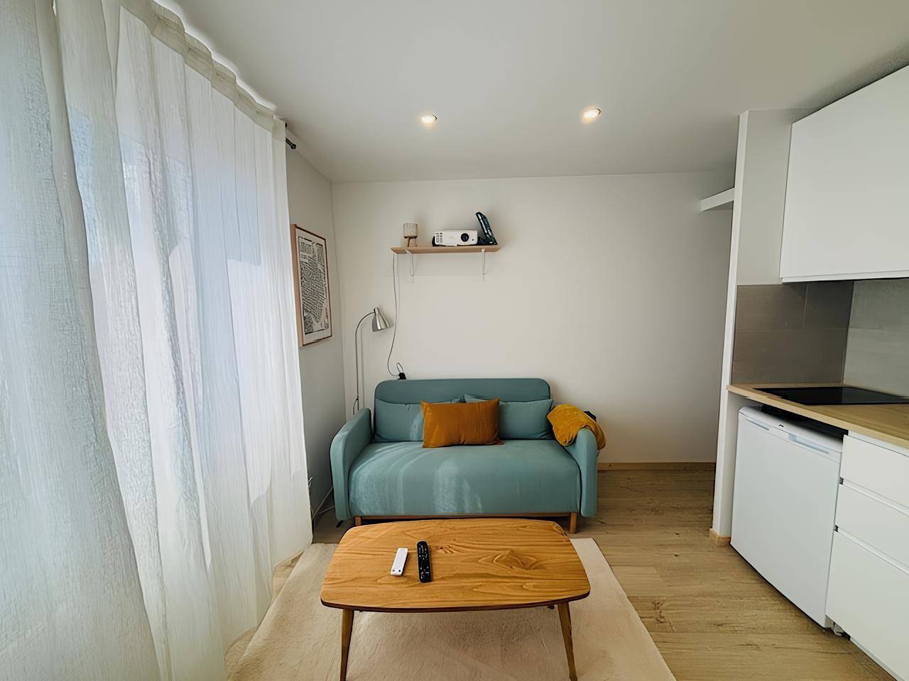 Appartement entier, Studio lumineux, centre-ville et plages Lorient in Lorient, Côte des Mégalithes