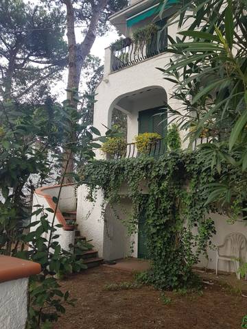 Location de vacances pour 8 personnes, avec jardin à Lido di Spina