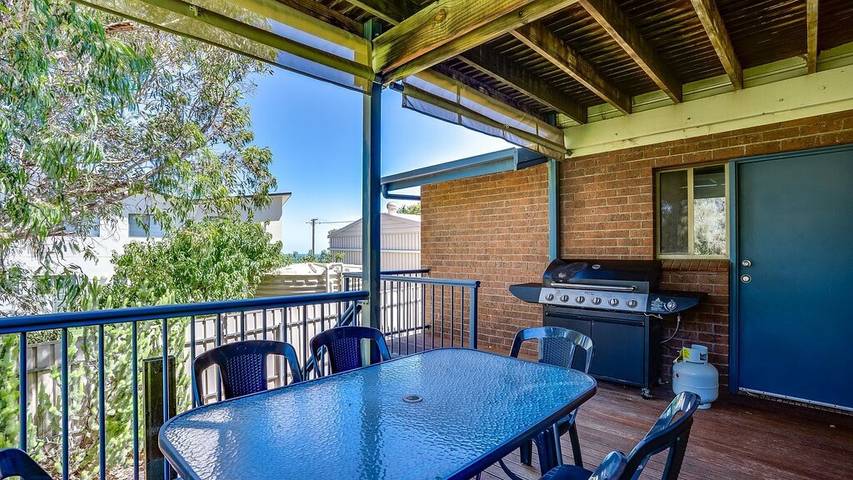 Holiday home for 11 people, with garden and balcony in Carrickalinga