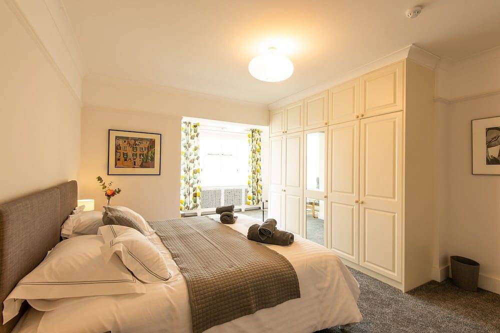 Seaside staycation, 5 mins from seafront, golf, celebrate or just relax !! in Frinton on Sea, Frinton and Walton