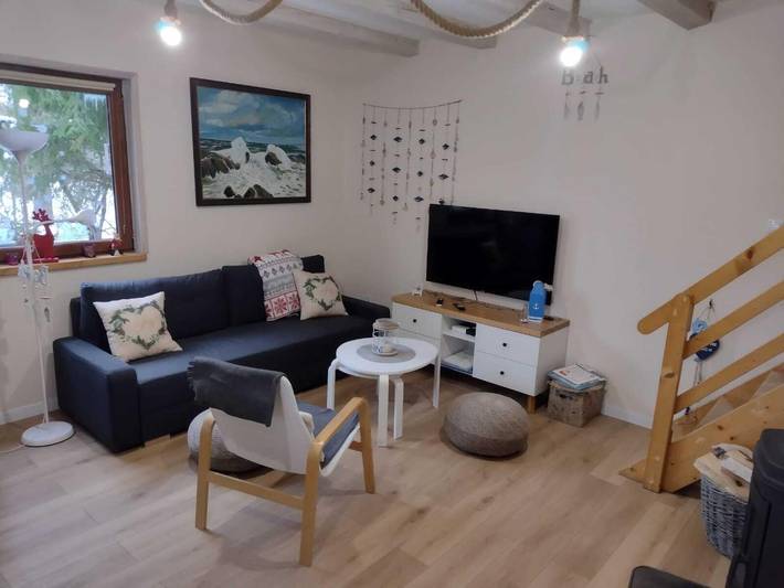 Ganzjähriges Ferienhaus mit Kamin, 3 Schlafzimmer in Kopalino, powiat wejherowski