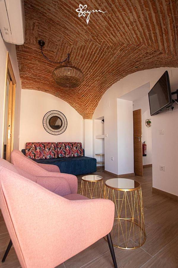 Escapadas de fin de semana para 6 personas, con Balcón y Vistas en Cáceres