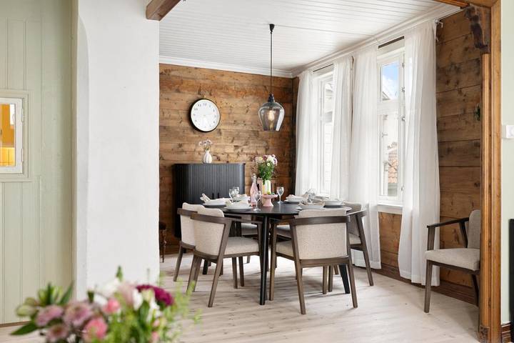 Feriehus for 7 personer, med terrasse og utsikt i Bergen