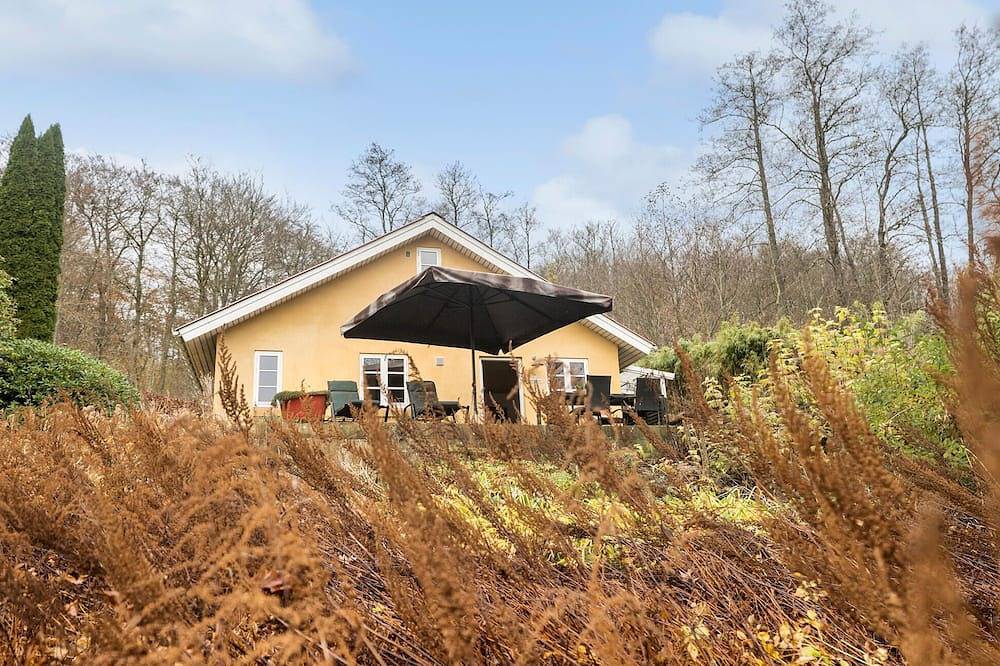 Awesome home in Jelling with Wifi in Vejle region