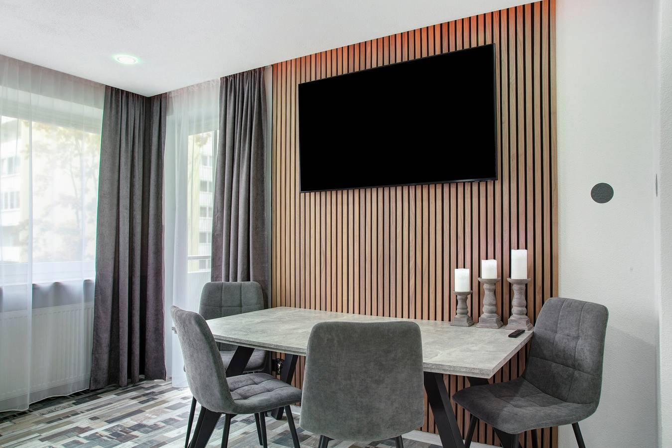 Ολόκληρο το διαμέρισμα, Apartment 'Neuburg 8 - New' with Balcony and Wi-Fi in Neuburg an der Donau, Romantische Straße