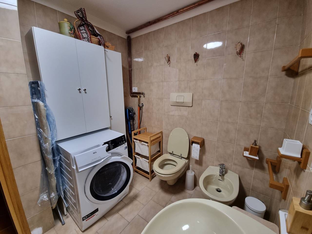 Ganze Ferienwohnung, Ferienwohnung für 4 Personen mit Terrasse in Mazzin, Dolomiti Superski