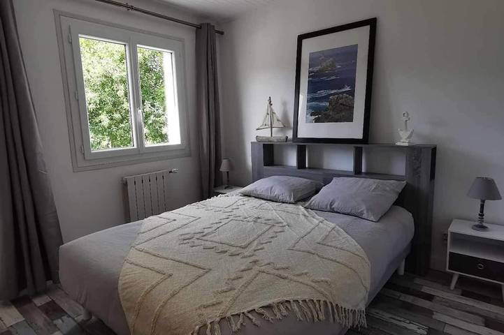 Location de vacances pour 8 personnes, avec terrasse et jardin, animaux acceptés à Plounévez-Moëdec - 4