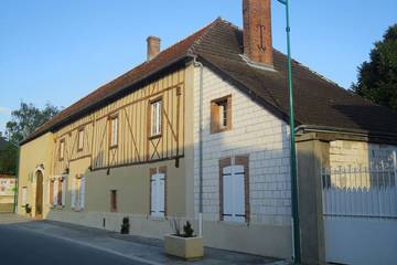 Gîte pour 6 personnes, avec jardin et terrasse à Athis