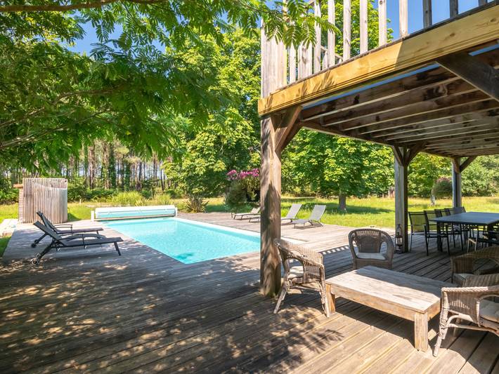 Location de vacances pour 12 personnes, avec jardin et terrasse à Saint-Julien-en-Born - 2