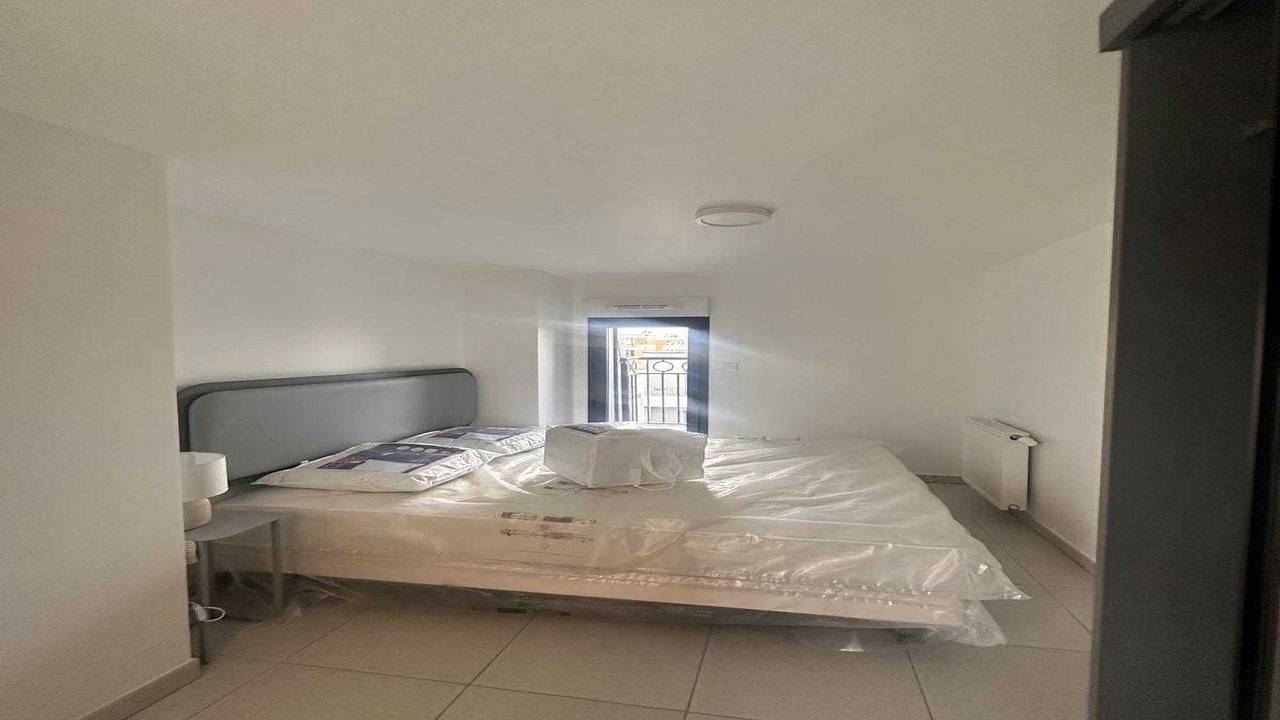 Appartement de vacances entier, Ferienwohnung für 8 Personen (95 m²) in Suresnes in Suresnes, Hauts-de-Seine