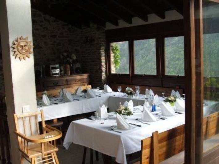 Für 14 Personen in Nohèdes in Nohèdes, Parque Natural Regional de los Pirineos Catalanes