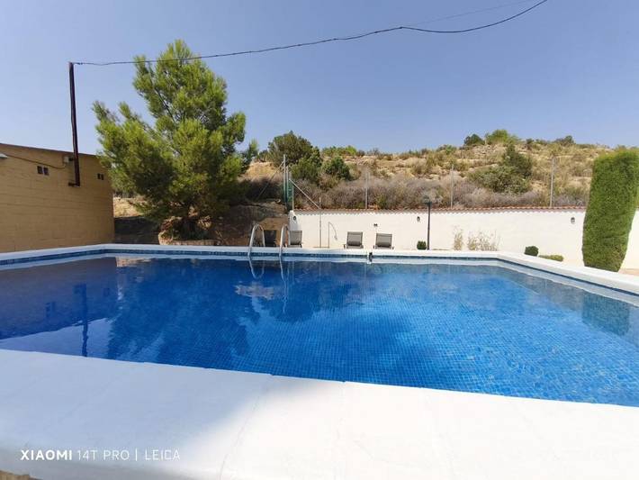 Casa rural para 6 personas, con vistas además de jardín y piscina en Provincia de Teruel - 2