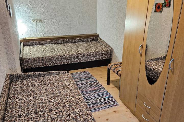 Ganze Wohnung, Ferienwohung Anton in Fischbach b. Dahn, am Waldrand gelegen mit Balkon in Fischbach bei Dahn, Landkreis Südwestpfalz