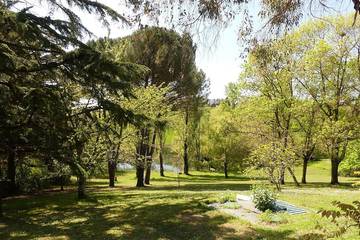 Location de vacances pour 7 personnes, avec balcon ainsi que jacuzzi et jardin, animaux acceptés à Auch