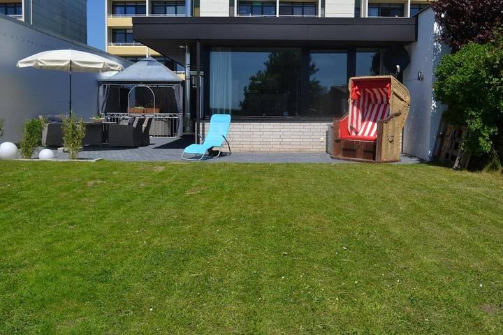 Ferienhaus mit meerblick für 6 Personen, mit Whirlpool und Terrasse sowie Garten und Ausblick