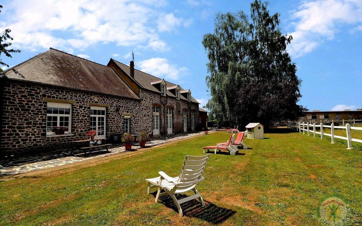 Le Lézard tranquille - Domaine de la Bourbansais - Chambre 1 in Pleugueneuc, Région de Saint-Malo