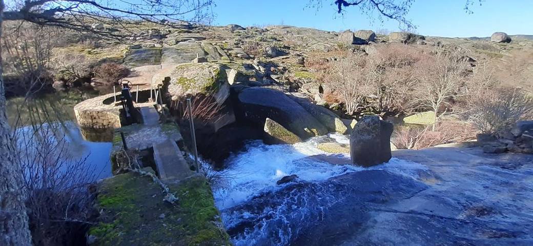 Casa rural para 2 personas, con jardín además de vistas al lago y vistas en Comarca de Ciudad Rodrigo - 3