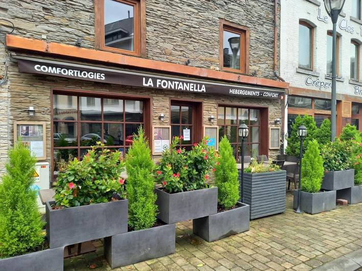 Maison d’hôte pour 2 personnes, avec Terrasse et Vue à La Roche-en-Ardenne