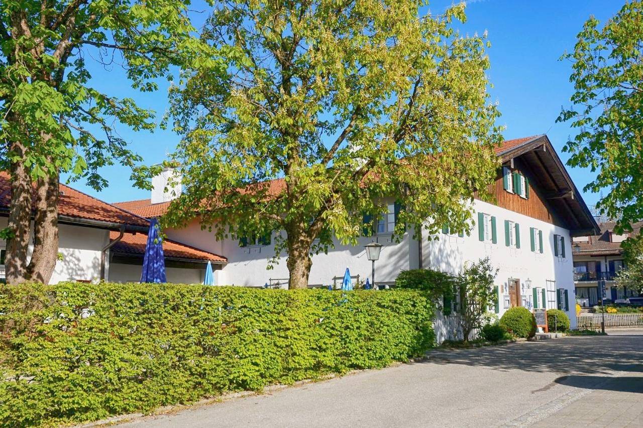 Single Room with Private Bathroom in Seehausen am Staffelsee, Das Blaue Land
