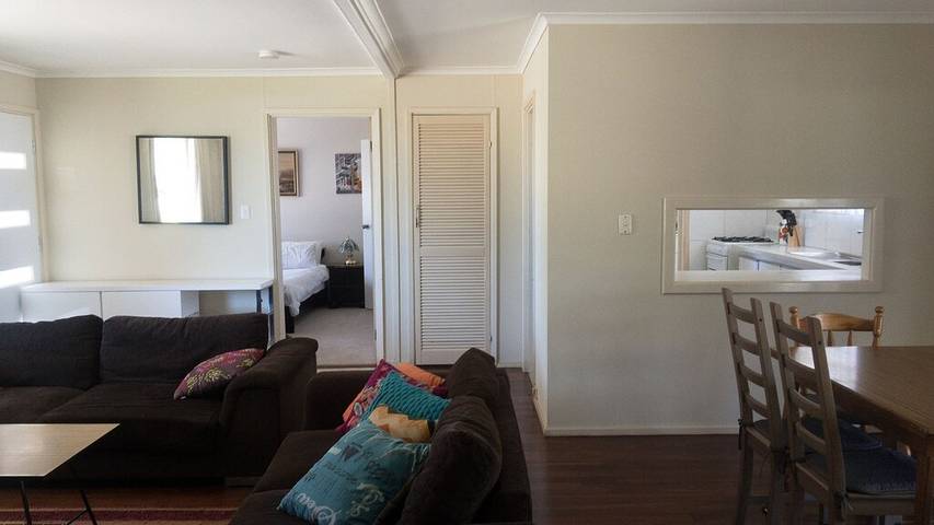 Holiday home for 6 people, with terrace and garden, with pets in Jurien Bay