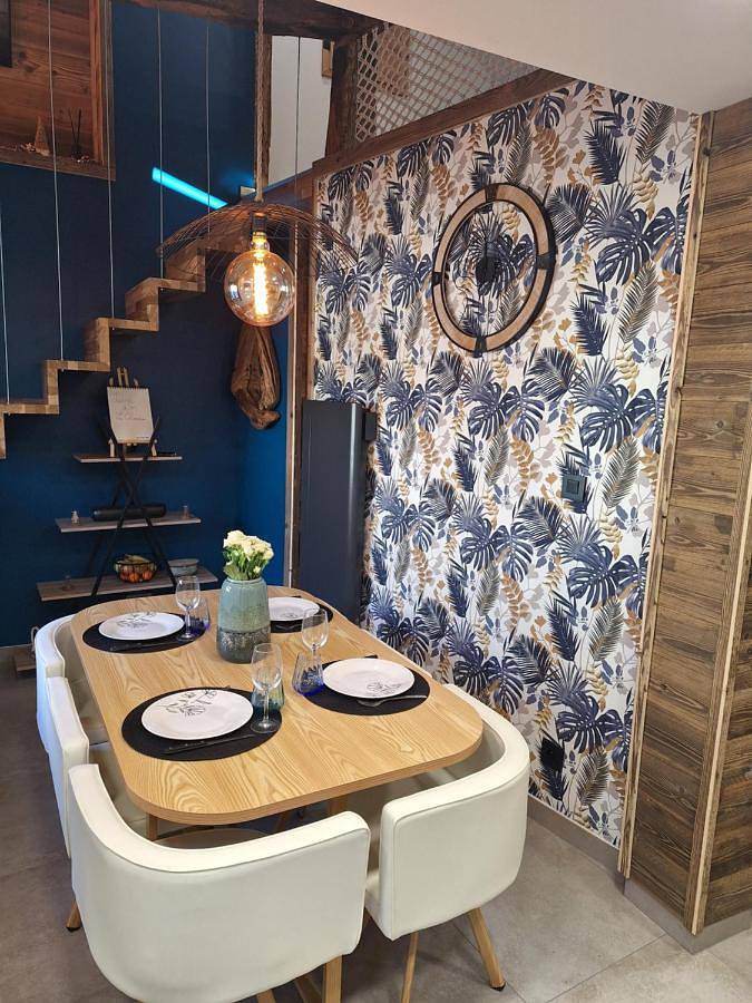 Gîte pour 6 personnes, avec balcon à Saint-Avre - 4