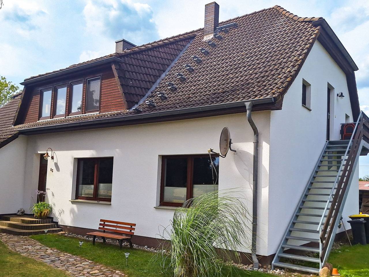 Ganze Ferienwohnung, Ferienwohnungen am Waldrand - Ferienwohnung 2 in Ahrenshagen-Daskow, Vorpommern-Rügen