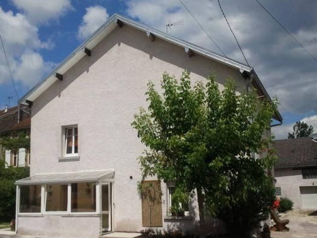Alojamiento familiar cerca de Luxeuil-Les-Bains in Briaucourt, Alto Saona