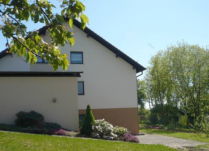 Ferienwohnung für 5 Personen, mit Terrasse und Garten in Landstuhl