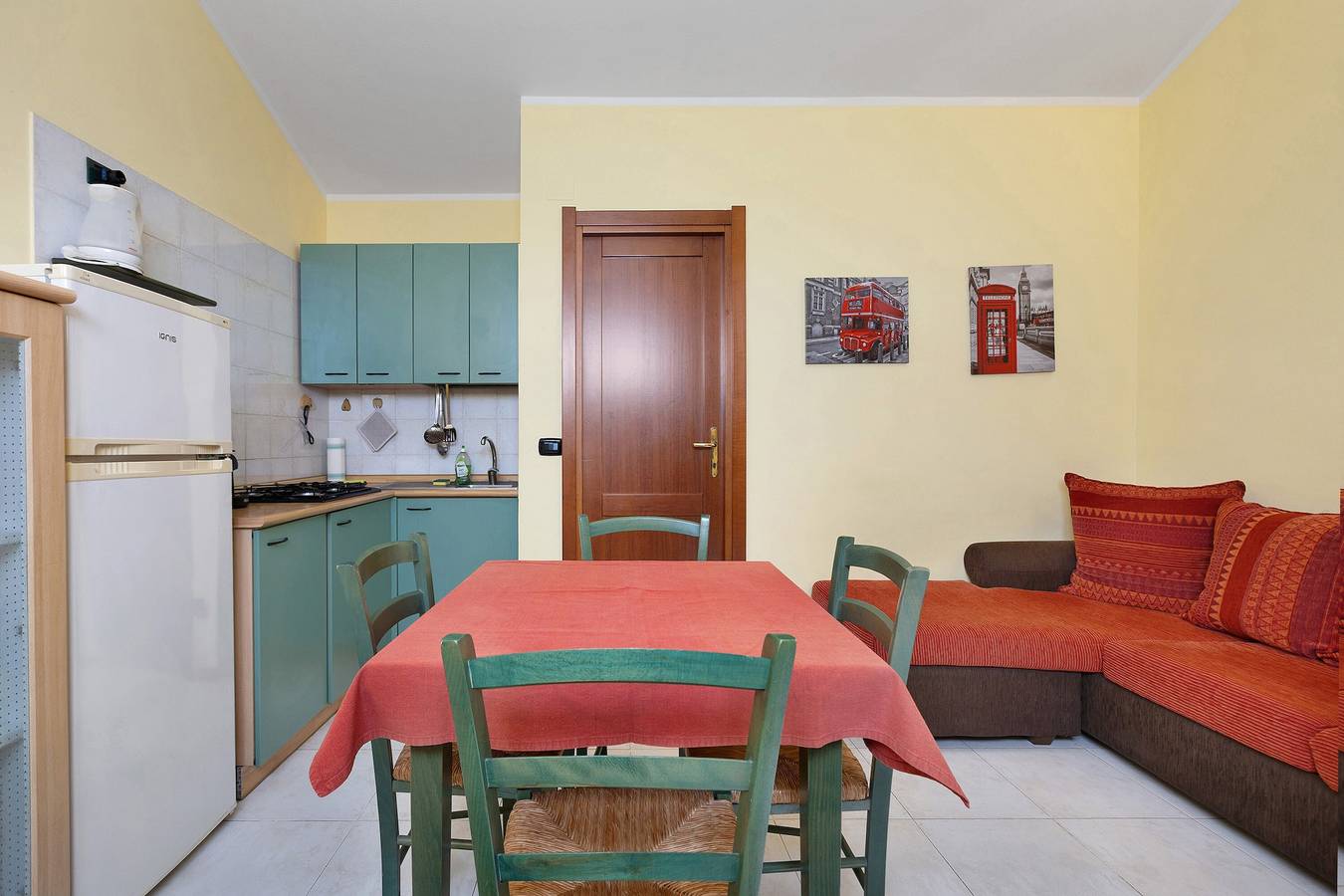 Appartamento intero, Appartamento 'Piandanna Rooms' con Balcone, Wi-Fi e Aria Condizionata in Sassari, Provincia di Sassari