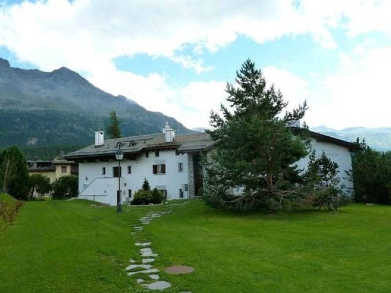 Ganze Wohnung, Chesa Cagiuma, Gartenwohnung in Silvaplana, Sankt Moritz