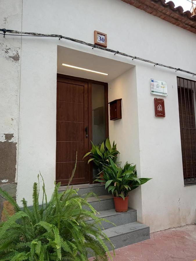 Casa rural para 6 personas, con Balcón y Jacuzzi además de Terraza y Jardín en Ayódar - 2
