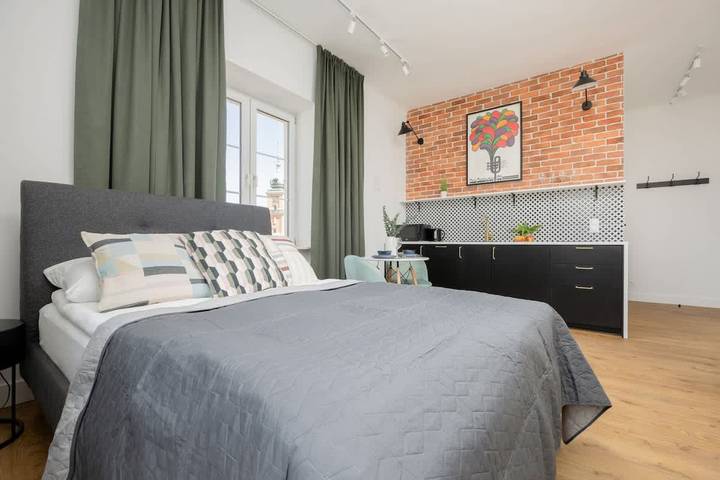 Apartment for 2 people, with pets in Warsaw