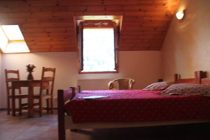 Chambre avec 4 couchages, avec mezzanine. in Saint-Jean-Saint-Nicolas, Parc national des Écrins