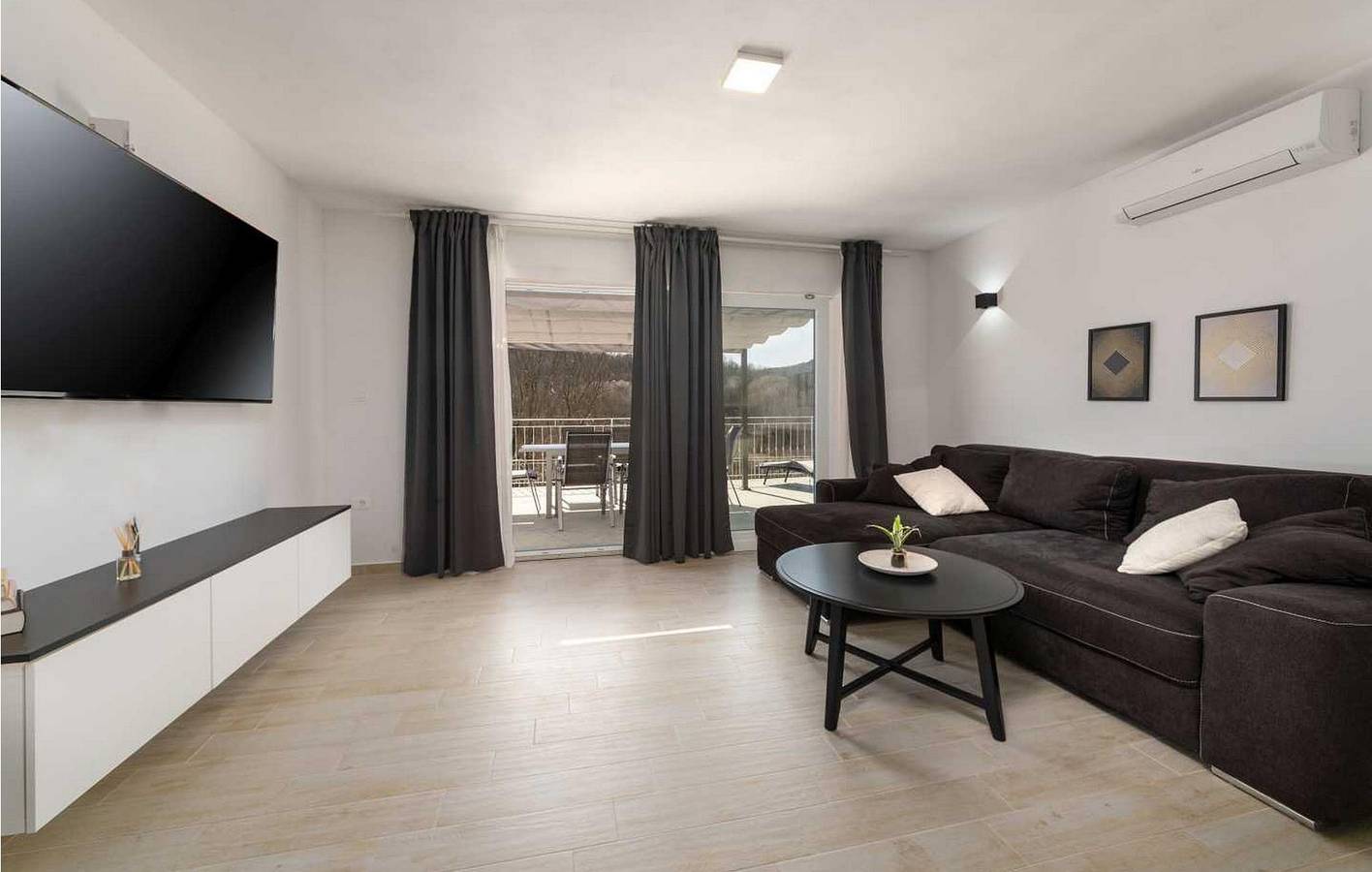 Ferienhaus für 4 Personen mit Terrasse in Pazin, Zentralistrien